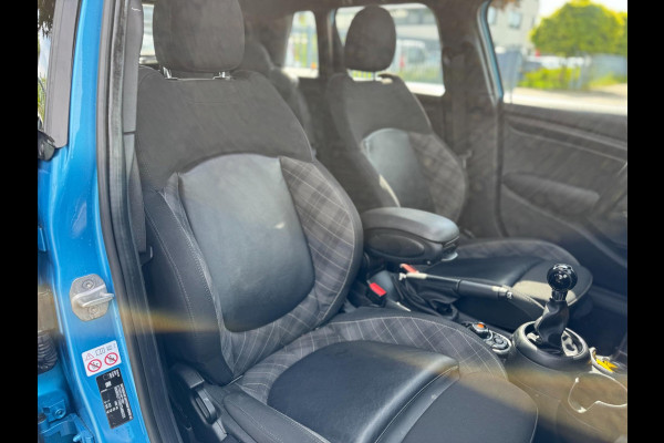 MINI Mini 1.5 Cooper Panorama Navigatie PDC 5 deurs Leer 136 PK MINI Mini 1.5 Cooper Panorama Navigatie PDC 5 deurs Leer 136 PK