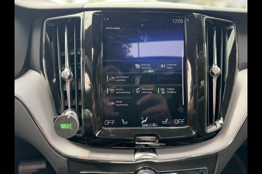 Volvo XC60 2.0 T8 Twin Engine AWD Inscription Pano Plug in Camera Volvo XC60 2.0 T8 Twin Engine AWD Inscription Pano Plug in Camera