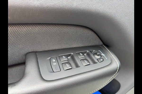 Volvo XC60 2.0 T8 Twin Engine AWD Inscription Pano Plug in Camera Volvo XC60 2.0 T8 Twin Engine AWD Inscription Pano Plug in Camera