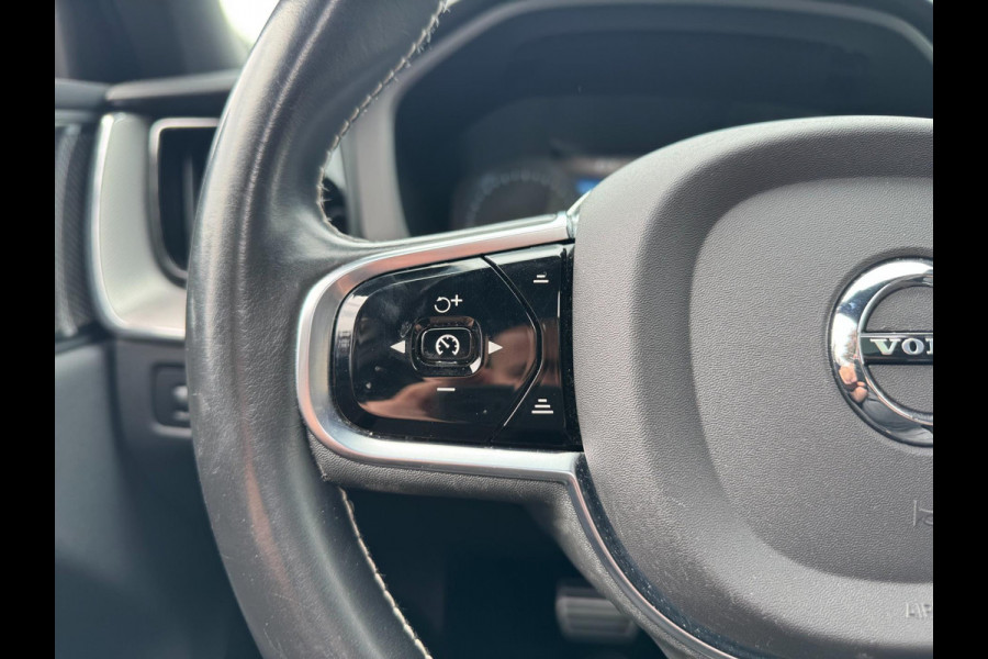 Volvo XC60 2.0 T8 Twin Engine AWD Inscription Pano Plug in Camera Volvo XC60 2.0 T8 Twin Engine AWD Inscription Pano Plug in Camera