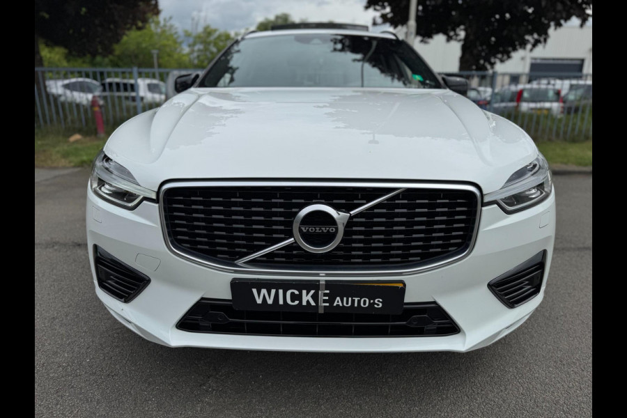 Volvo XC60 2.0 T8 Twin Engine AWD Inscription Pano Plug in Camera Volvo XC60 2.0 T8 Twin Engine AWD Inscription Pano Plug in Camera