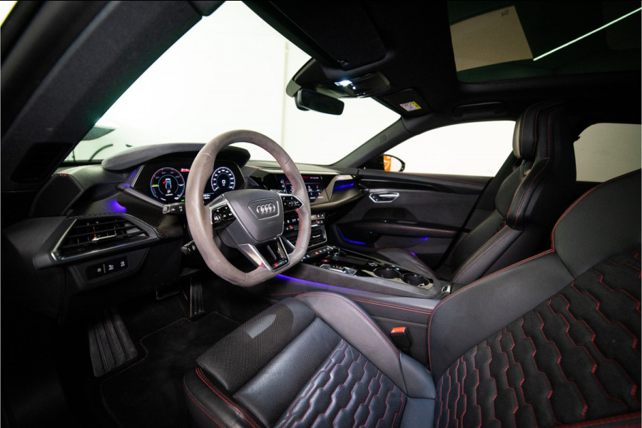 Audi e-tron GT RS 93 kWh 600PK | B&O | Pano | Carbon | Luchtvering | Matrix | VOL! 12 MND Garantie