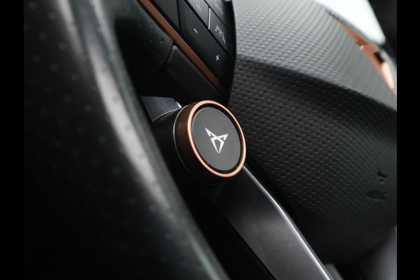 CUPRA Formentor 1.4 e-Hybrid 245pk VZ Performance Panorama Camera Sideassist Navigatie Carplay Stoel/Stuurverwarming 203