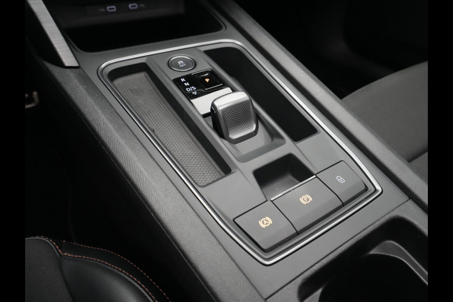 CUPRA Formentor 1.4 e-Hybrid 245pk VZ Performance Panorama Camera Sideassist Navigatie Carplay Stoel/Stuurverwarming 203