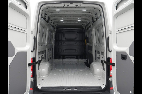 Volkswagen Crafter 2.0 TDI 103kW 140PK GVW 3.5T L3H3 Exclusive AUT