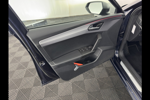 Seat Leon Sportstourer 2.0 TDI FR Business Intense (INCL-BTW) Aut.  *PANO | FULL-LED | ADAPTIVE-CRUISE | DIGI-COCKPIT | NAVI-FULLMAP | LEATHER-MICROFIBRE | CARPLAY | KEYLESS | SHIFT-PADDLES | SPORT-SEATS | AMBIENT-LIGHT | CAMERA | 17''ALU | T