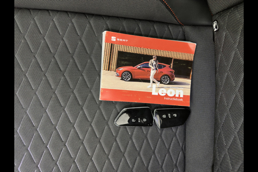 Seat Leon Sportstourer 2.0 TDI FR Business Intense (INCL-BTW) Aut.  *PANO | FULL-LED | ADAPTIVE-CRUISE | DIGI-COCKPIT | NAVI-FULLMAP | LEATHER-MICROFIBRE | CARPLAY | KEYLESS | SHIFT-PADDLES | SPORT-SEATS | AMBIENT-LIGHT | CAMERA | 17''ALU | T