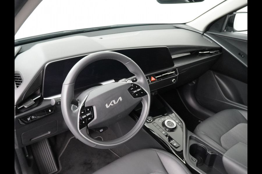 Kia Niro EV DynamicLine 64.8 kWh - SOH 98% - Climate control  - Adaptive cruise control - Navigatie - Apple Carplay/Android Auto - Fabrieksgarantie t/m 02-2030