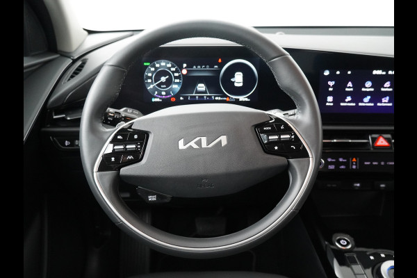 Kia Niro EV DynamicLine 64.8 kWh - SOH 98% - Climate control  - Adaptive cruise control - Navigatie - Apple Carplay/Android Auto - Fabrieksgarantie t/m 02-2030