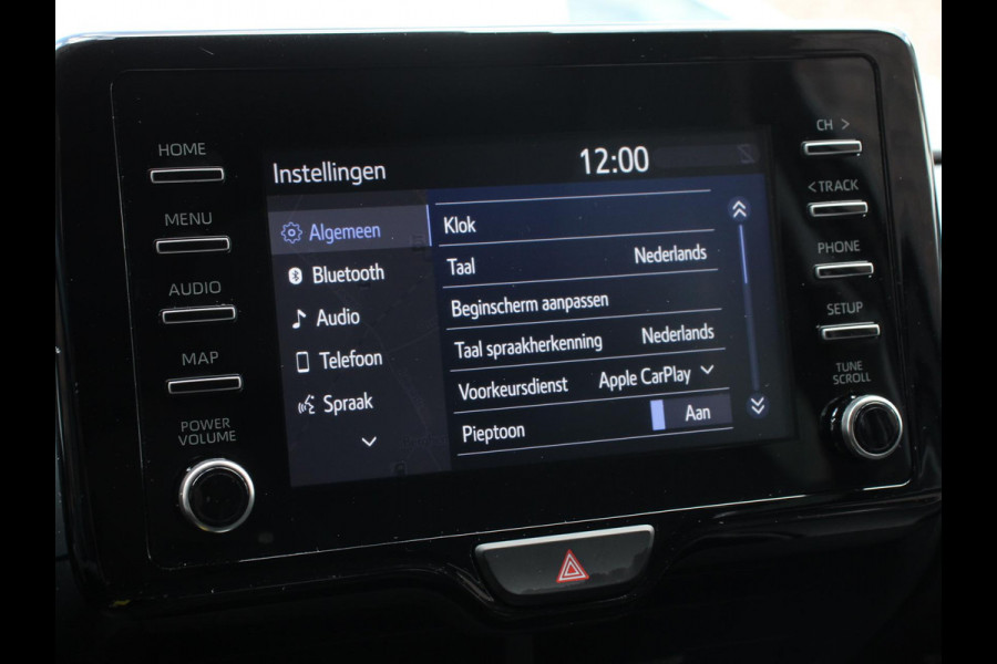 Toyota Yaris 1.5 Hybrid Comfort Aut Carplay Automatische Airco Toyota Safety Sense Adaptieve lampen Verkeerborden herkenning bots waarschuwing