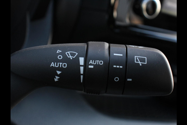 Toyota Yaris 1.5 Hybrid Comfort Aut Carplay Automatische Airco Toyota Safety Sense Adaptieve lampen Verkeerborden herkenning bots waarschuwing