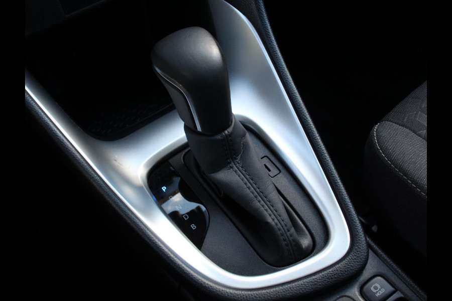 Toyota Yaris 1.5 Hybrid Comfort Aut Carplay Automatische Airco Toyota Safety Sense Adaptieve lampen Verkeerborden herkenning bots waarschuwing