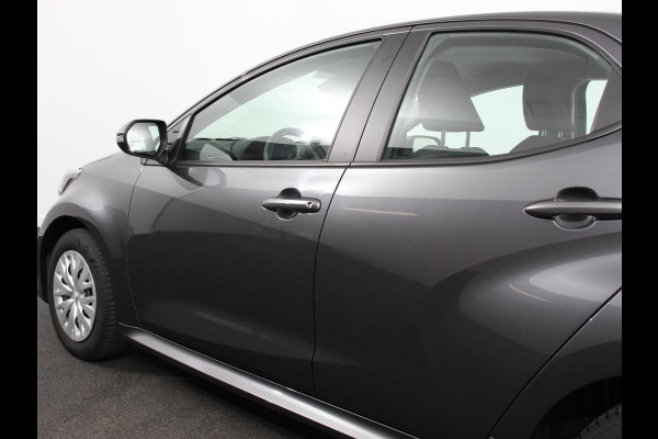 Toyota Yaris 1.5 Hybrid Comfort Aut Carplay Automatische Airco Toyota Safety Sense Adaptieve lampen Verkeerborden herkenning bots waarschuwing