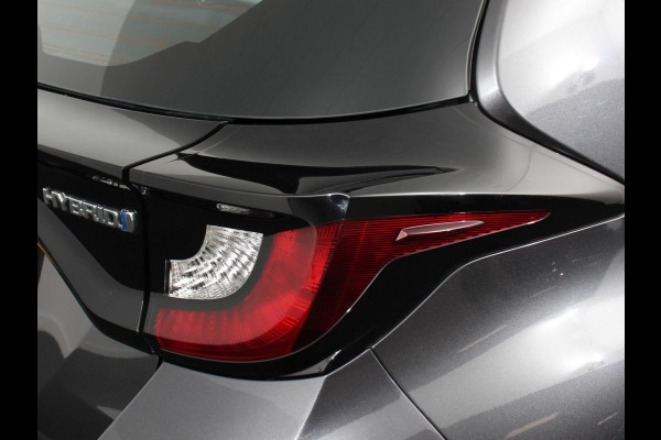 Toyota Yaris 1.5 Hybrid Comfort Aut Carplay Automatische Airco Toyota Safety Sense Adaptieve lampen Verkeerborden herkenning bots waarschuwing