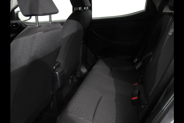 Toyota Yaris 1.5 Hybrid Comfort Aut Carplay Automatische Airco Toyota Safety Sense Adaptieve lampen Verkeerborden herkenning bots waarschuwing