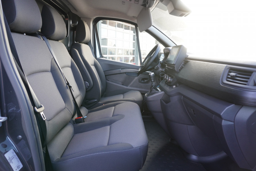 Renault Trafic 2.0 dCi 130PK T30 L2H1 Work Edition Nr. V031 | Airco | Cruise | Navi | Camera | Lm Velgen | Betimmering