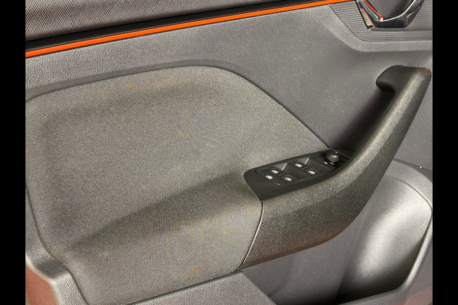 Škoda SCALA 1.5 TSI 150pk Sport Business DSG Automaat | Panorama | Trekhaak | Sport interieur | Climate | Cruise Con trol | occasion Škoda SCALA 1.5 TSI 150pk Sport Business DSG Automaat | Panorama | Trekhaak | Sport interieur | Climate | Cruise Con trol | occasion