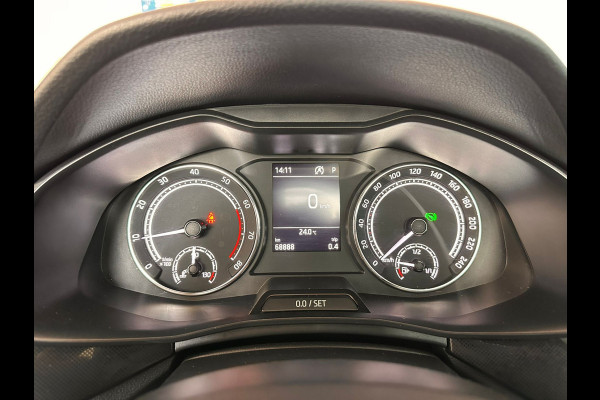 Škoda SCALA 1.5 TSI 150pk Sport Business DSG Automaat | Panorama | Trekhaak | Sport interieur | Climate | Cruise Con trol | occasion Škoda SCALA 1.5 TSI 150pk Sport Business DSG Automaat | Panorama | Trekhaak | Sport interieur | Climate | Cruise Con trol | occasion