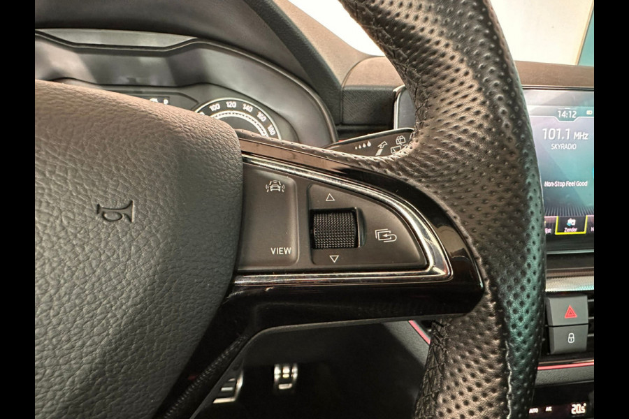 Škoda SCALA 1.5 TSI 150pk Sport Business DSG Automaat | Panorama | Trekhaak | Sport interieur | Climate | Cruise Con trol | occasion Škoda SCALA 1.5 TSI 150pk Sport Business DSG Automaat | Panorama | Trekhaak | Sport interieur | Climate | Cruise Con trol | occasion