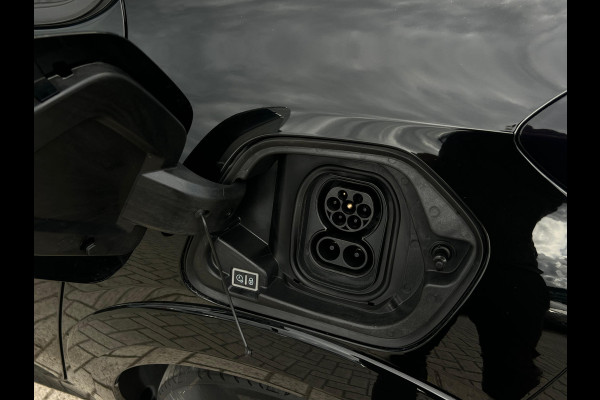Peugeot e-208 EV Allure 50 kWh NL-AUTO | 1/2 LEDER | CAMERA | CARPLAY |