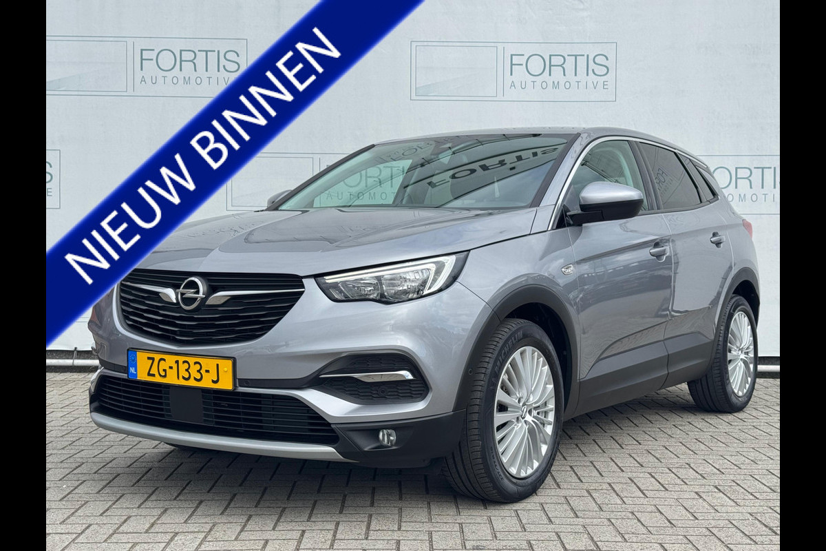 Opel Grandland X 1.2 Turbo Innovation NL-AUTO | NAVI | CARPLAY Opel Grandland X 1.2 Turbo Innovation NL-AUTO | NAVI | CARPLAY