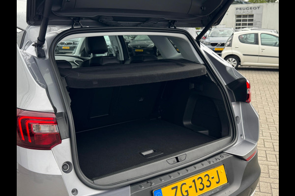 Opel Grandland X 1.2 Turbo Innovation NL-AUTO | NAVI | CARPLAY Opel Grandland X 1.2 Turbo Innovation NL-AUTO | NAVI | CARPLAY
