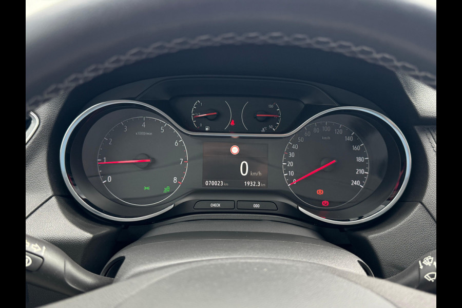 Opel Grandland X 1.2 Turbo Innovation NL-AUTO | NAVI | CARPLAY Opel Grandland X 1.2 Turbo Innovation NL-AUTO | NAVI | CARPLAY