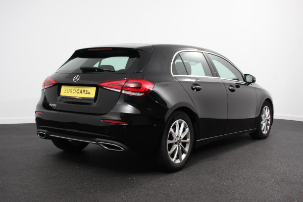 Mercedes-Benz A-Klasse 200 Progressive | Navigatie | Climate Control | Lane Assist | Camera | Trekhaak | DAB | LED | Verkeersbord Herkenning | Mercedes-Benz A-Klasse 200 Progressive | Navigatie | Climate Control | Lane Assist | Camera | Trekhaak | DAB | LED | Verkeersbord Herkenning |