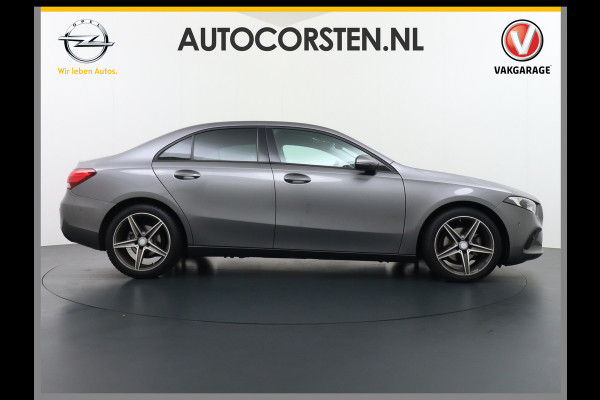 Mercedes-Benz A-Klasse 180 Sedan Navi Virtual-Cockpit Camera Ecc Cruise Control Pdc Keyless Stoelverwarming Regen-Lichtsensor Led Lmv Bluetooth Mercedes-Benz A-Klasse 180 Sedan Navi Virtual-Cockpit Camera Ecc Cruise Control Pdc Keyless Stoelverwarming Regen-Lichtsensor Led Lmv Bluetooth