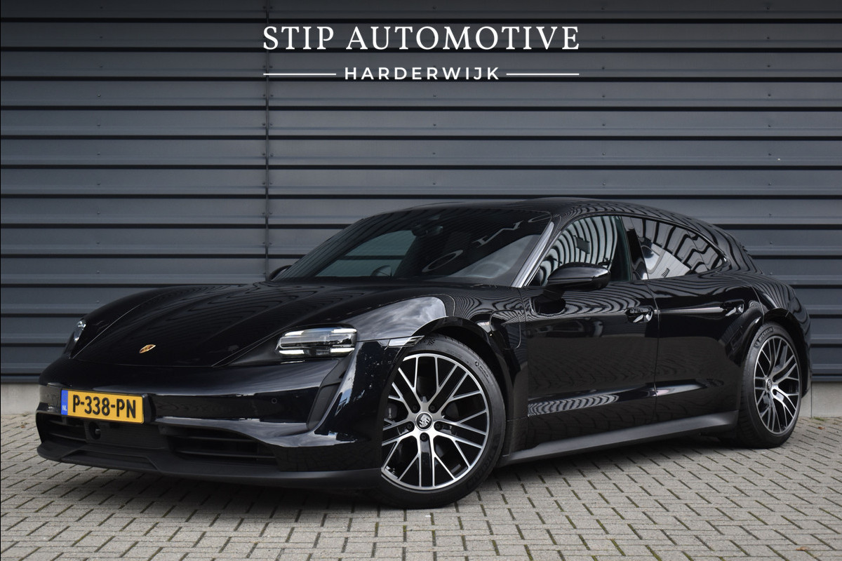 Porsche Taycan Sport Turismo 79 kWh Sport Chrono | ACC | Passagiers Display | 360 Camera | Bose | Stuurverwarming | Luchtvering | GT-Sportstuur | Porsche Taycan Sport Turismo 79 kWh Sport Chrono | ACC | Passagiers Display | 360 Camera | Bose | Stuurverwarming | Luchtvering | GT-Sportstuur |