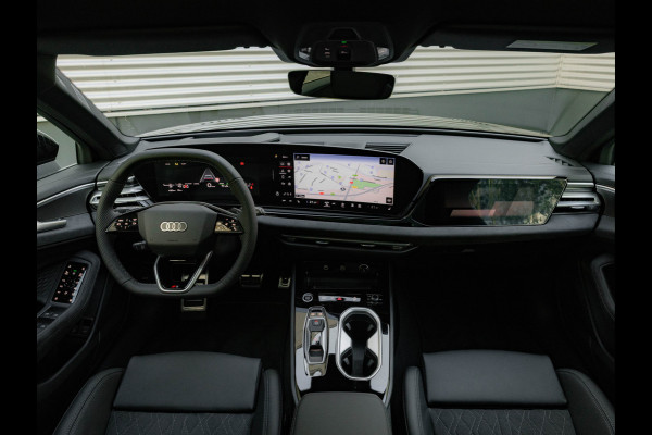 Audi A6 Avant 2.0 e-hybrid quattro S-Line - Pano - All Wheel Steering - Head-Up - Bang&Olufsen