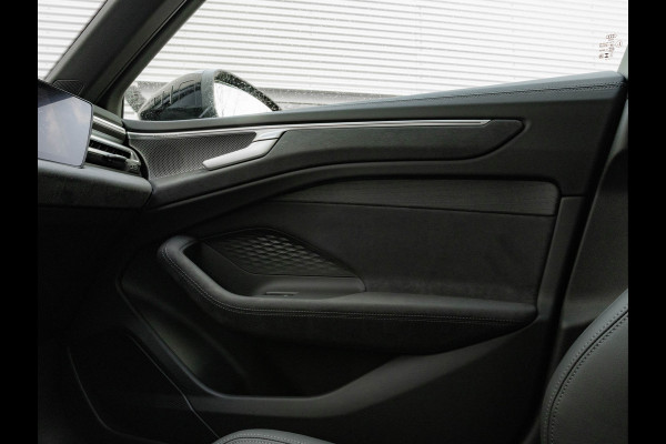 Audi A6 Avant 2.0 e-hybrid quattro S-Line - Pano - All Wheel Steering - Head-Up - Bang&Olufsen