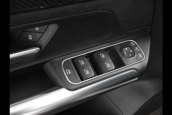 Mercedes-Benz GLA 200 Automaat AMG Line Nieuw model! Mercedes-Benz GLA-klasse 200 AMG Line 8-DCT | Navigatie | Climate Control | Camera | Half leder/alcantara | Led | Electrische achterklep | 19"Lichtmetalen velgen