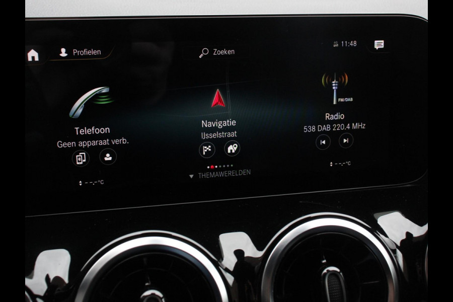 Mercedes-Benz GLA 200 Automaat AMG Line Nieuw model! Mercedes-Benz GLA-klasse 200 AMG Line 8-DCT | Navigatie | Climate Control | Camera | Half leder/alcantara | Led | Electrische achterklep | 19"Lichtmetalen velgen