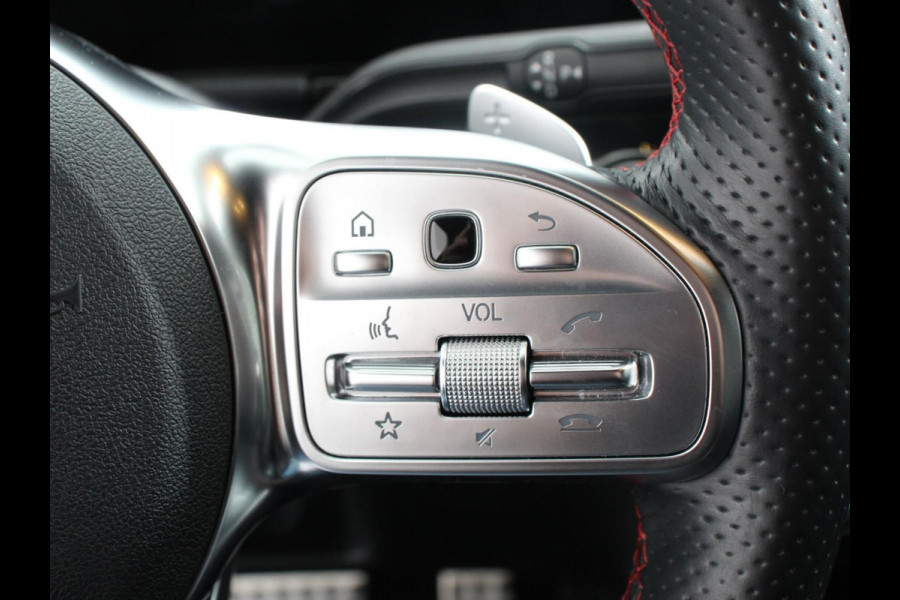Mercedes-Benz GLA 200 Automaat AMG Line Nieuw model! Mercedes-Benz GLA-klasse 200 AMG Line 8-DCT | Navigatie | Climate Control | Camera | Half leder/alcantara | Led | Electrische achterklep | 19"Lichtmetalen velgen