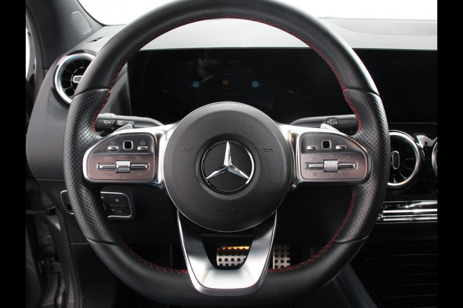 Mercedes-Benz GLA 200 Automaat AMG Line Nieuw model! Mercedes-Benz GLA-klasse 200 AMG Line 8-DCT | Navigatie | Climate Control | Camera | Half leder/alcantara | Led | Electrische achterklep | 19"Lichtmetalen velgen