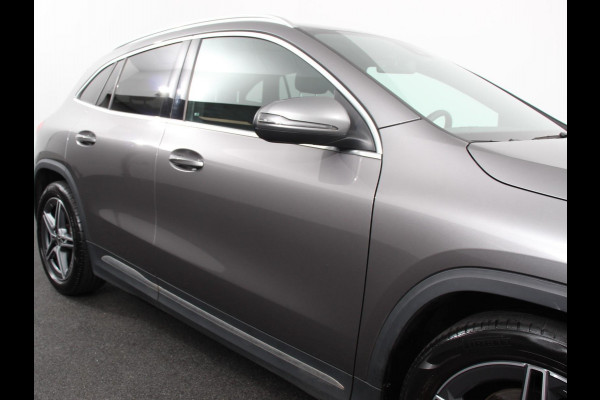 Mercedes-Benz GLA 200 Automaat AMG Line Nieuw model! Mercedes-Benz GLA-klasse 200 AMG Line 8-DCT | Navigatie | Climate Control | Camera | Half leder/alcantara | Led | Electrische achterklep | 19"Lichtmetalen velgen