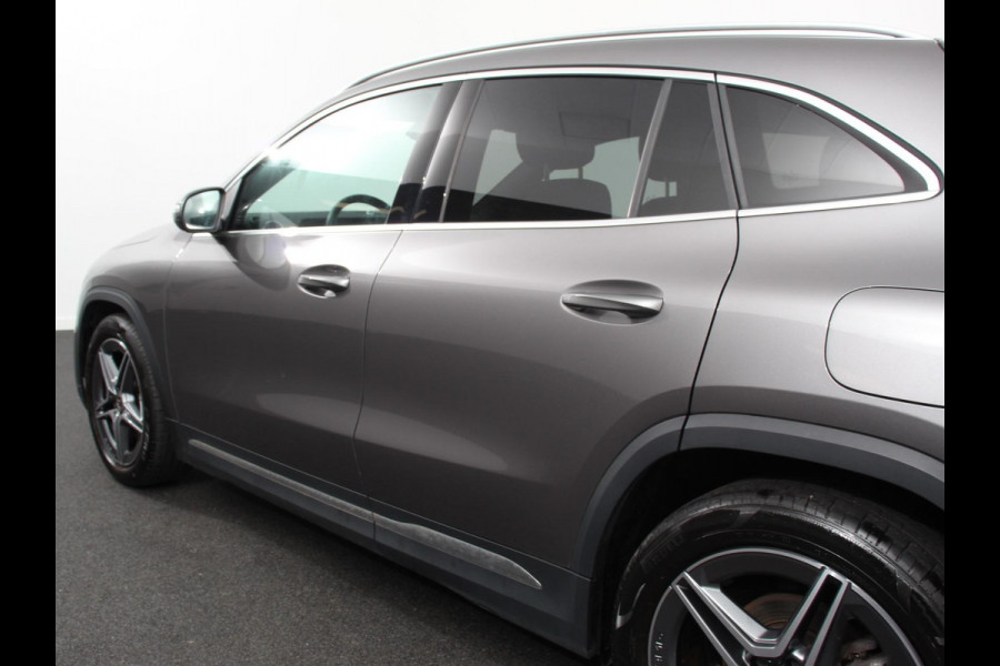 Mercedes-Benz GLA 200 Automaat AMG Line Nieuw model! Mercedes-Benz GLA-klasse 200 AMG Line 8-DCT | Navigatie | Climate Control | Camera | Half leder/alcantara | Led | Electrische achterklep | 19"Lichtmetalen velgen