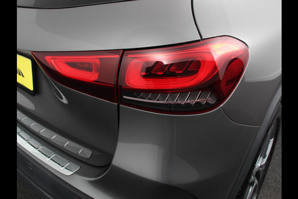 Mercedes-Benz GLA 200 Automaat AMG Line Nieuw model! Mercedes-Benz GLA-klasse 200 AMG Line 8-DCT | Navigatie | Climate Control | Camera | Half leder/alcantara | Led | Electrische achterklep | 19"Lichtmetalen velgen