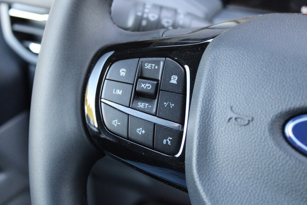 Ford Transit Custom 320 2.0 TDCI L2H1 Limited DC 136pk - 5 Zits - 360 Camera - Blind Spot - Stoelverwarming - Navi - ACC - Rijklaar