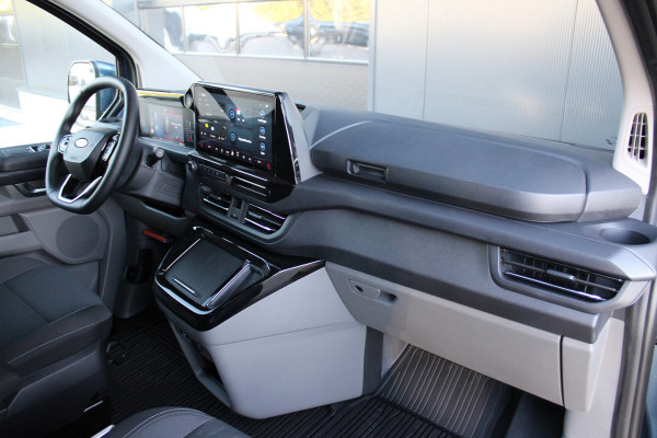 Ford Transit Custom 320 2.0 TDCI L2H1 Limited DC 136pk - 5 Zits - 360 Camera - Blind Spot - Stoelverwarming - Navi - ACC - Rijklaar