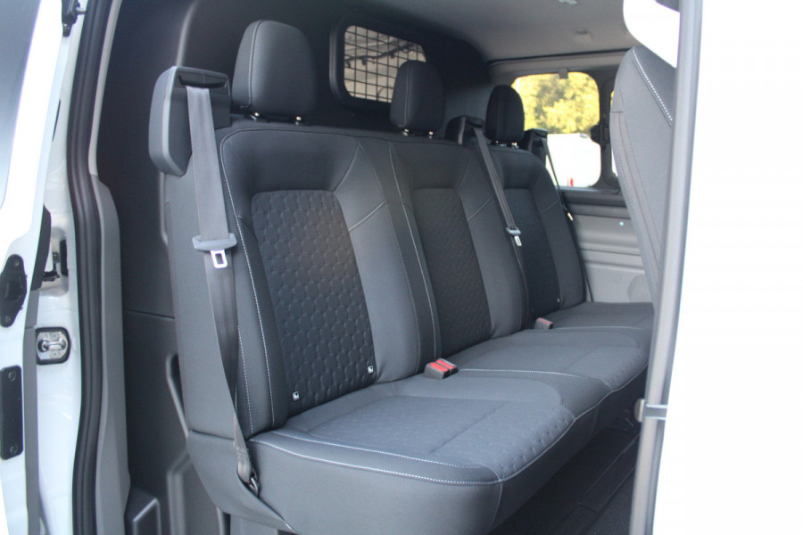 Ford Transit Custom 320 2.0 TDCI L2H1 Limited DC 170pk - 5 Zits - Adaptive Cruise - Navi - 2x Schuifdeur - Verwarmd stuur - 70l tank - 17" LM velgen