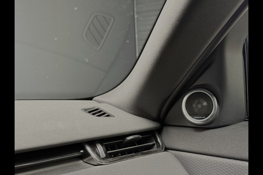 Land Rover Range Rover Evoque P300 R-Dynamic SE 20 inch Digital dashboard 309pk Land Rover Range Rover Evoque P300 R-Dynamic SE 20 inch Digital dashboard 309pk