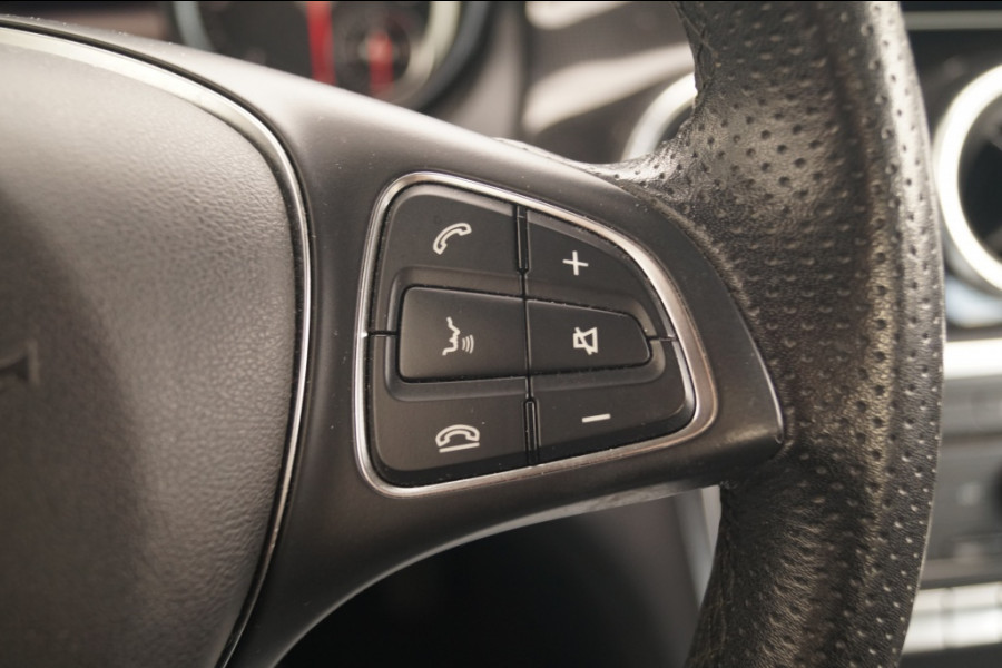 Mercedes-Benz CLA-Klasse 180d Edition -NAVI-AIRCO-PDC-CRUISE- Mercedes-Benz CLA-Klasse 180d Edition -NAVI-AIRCO-PDC-CRUISE-