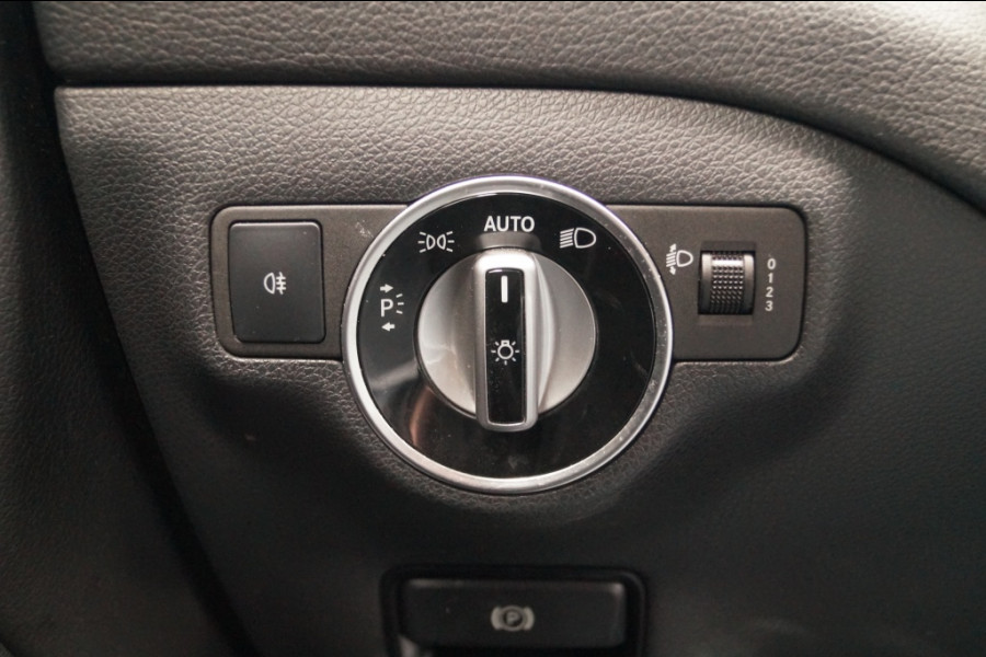 Mercedes-Benz CLA-Klasse 180d Edition -NAVI-AIRCO-PDC-CRUISE- Mercedes-Benz CLA-Klasse 180d Edition -NAVI-AIRCO-PDC-CRUISE-