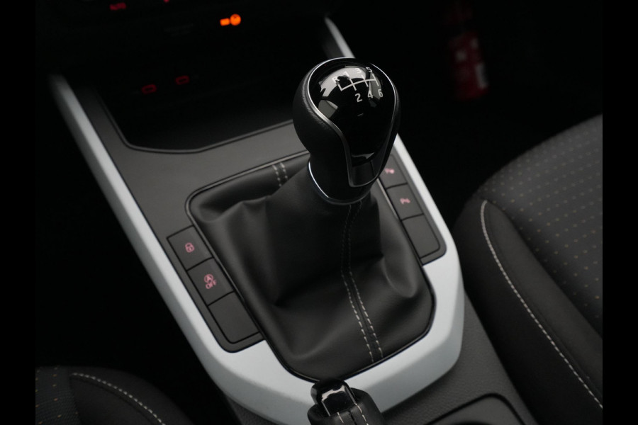 Seat Arona 1.0 TSI 110pk Style Navigatie Camera Parkassist Carplay Acc Pdc 141