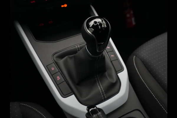 Seat Arona 1.0 TSI 110pk Style Navigatie Camera Parkassist Carplay Acc Pdc 141