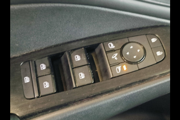 Nissan QASHQAI 1.3 MHEV Business Access uit 2022 Rijklaar  + 12 Maanden Bovag-garantie Henk Jongen Auto's in Helmond,  al 50 jaar service zoals 't hoort!