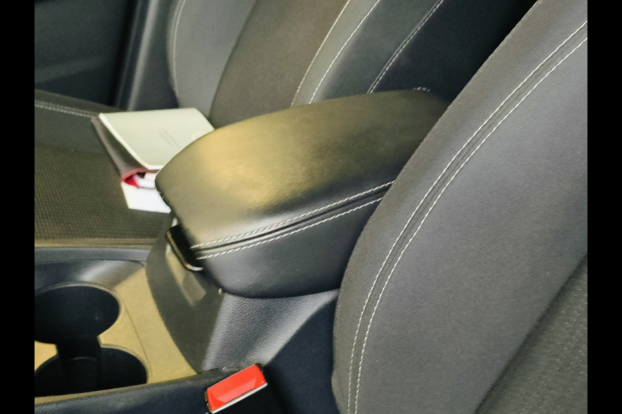 Nissan QASHQAI 1.3 MHEV Business Access uit 2022 Rijklaar  + 12 Maanden Bovag-garantie Henk Jongen Auto's in Helmond,  al 50 jaar service zoals 't hoort!