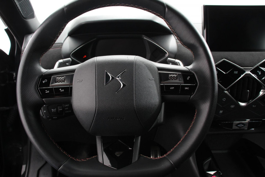 DS DS 3 Crossback 1.2 PureTech 130 PK Automaat Performance Line | Climate Control | Parkeer sensoren Achter | Lichtmetalen velgen